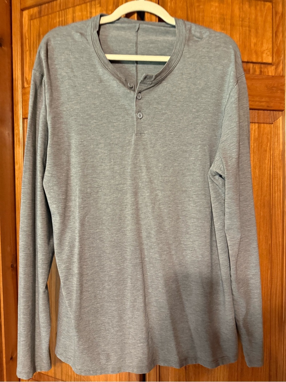 lululemon athletica Men's Long-Sleeve Henley — Heather Gray